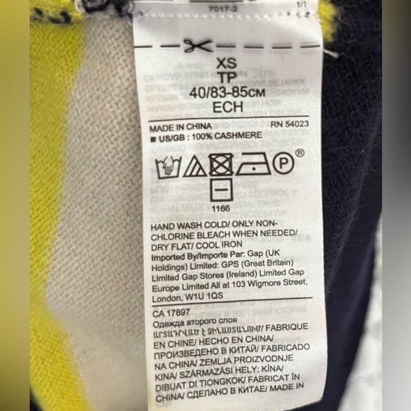 Banana Republic 100% Cashmere Stripe Crewneck Sweater - Picture 6 of 8